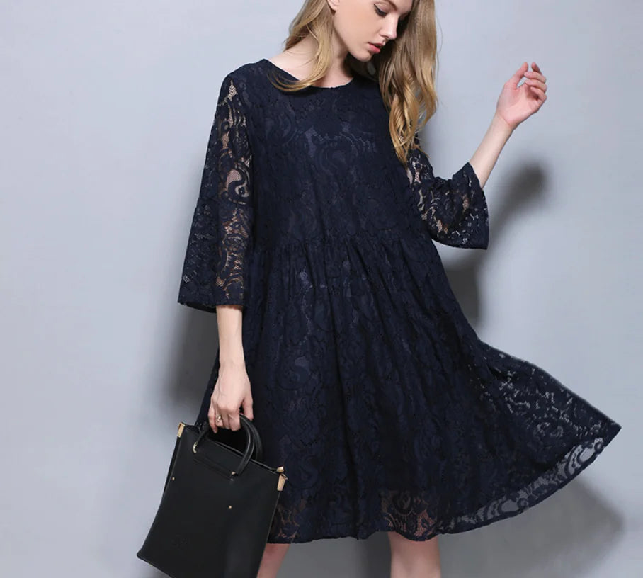 2019 Autumn Plus Size Lace Dress with Bell Sleeves